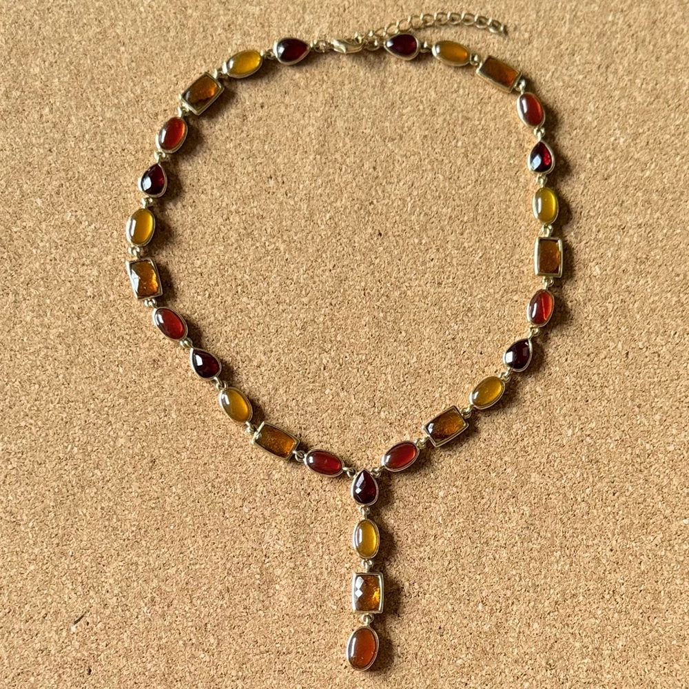Elegant Red and Orange Necklace!